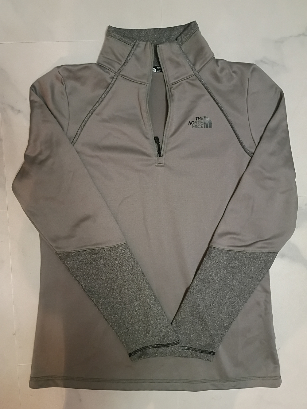 The North Face Women's Gray Quarter-Zip Pullover